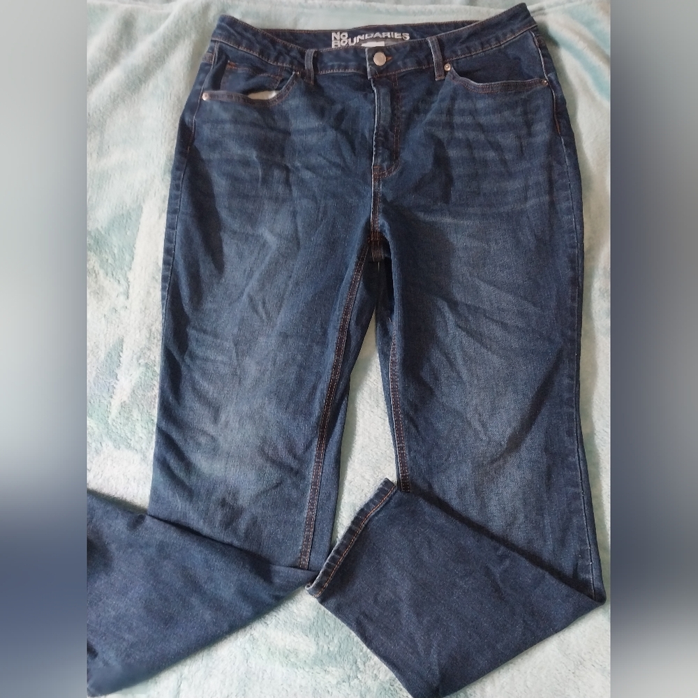Dark Blue Women’s Jeans No Boundaries